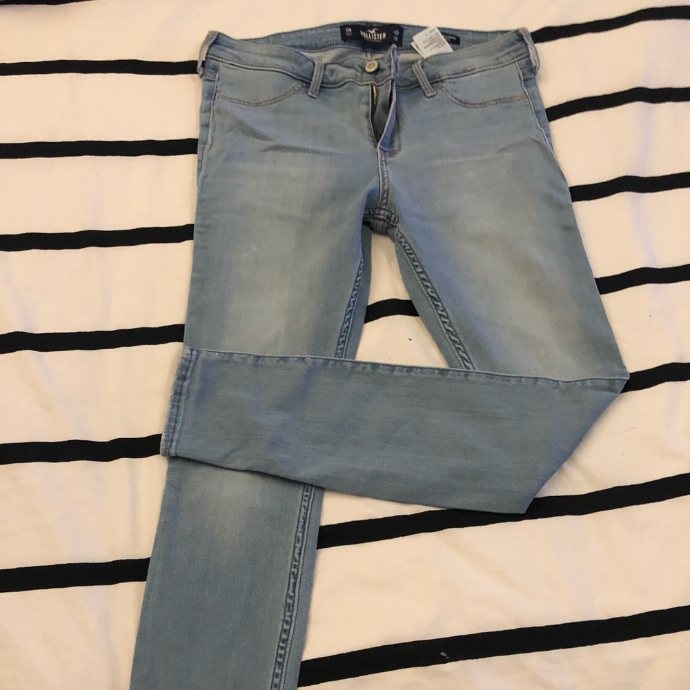Skinny jeans blue color